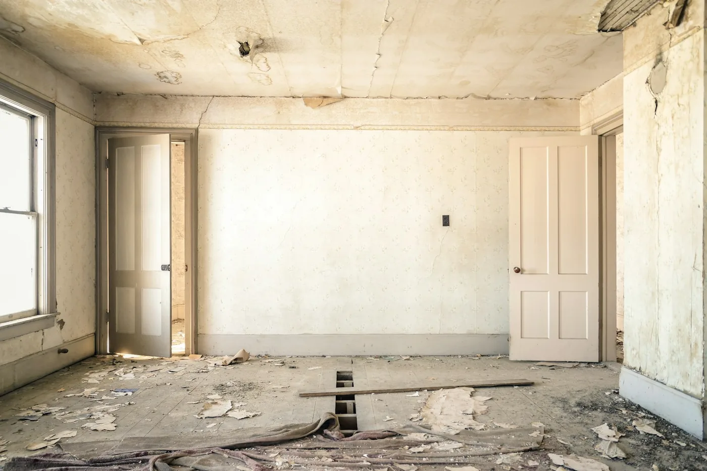 Room before the work