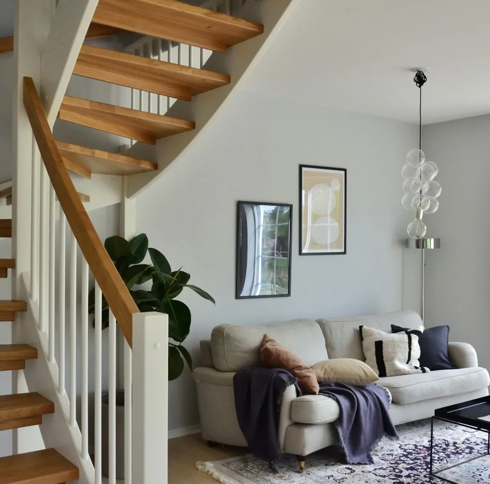 Aven Dense Residence: the living room